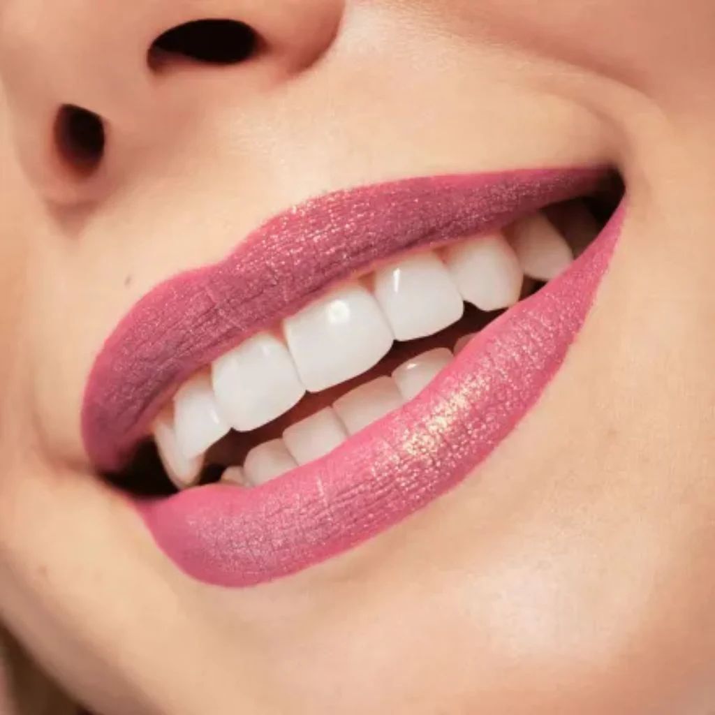 Essence Disney Pixar UP Glitter Switch Liquid Lipstick - Medase