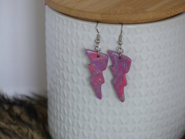 Handmade bliksem oorbellen - Pink Party mix - Medase