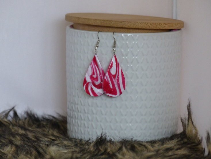 Handmade druppel oorbellen - Candy cane swirl - Medase
