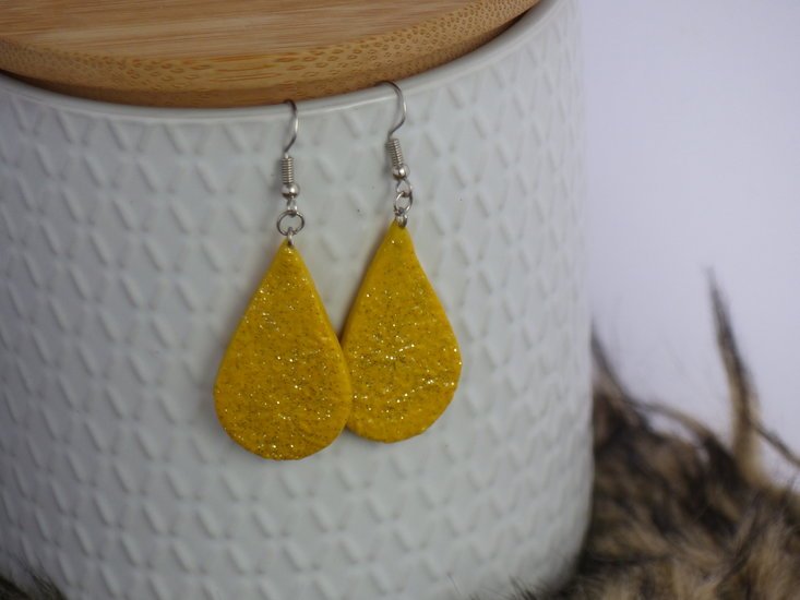 Handmade druppel oorbellen - Sparkling yellow - Medase
