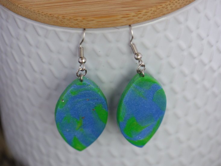 Handmade ovalen oorbellen - Blue lagoon - Medase