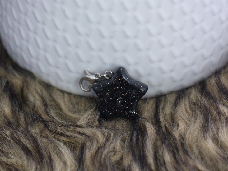 Handmade ster bedel - Little black one - Medase