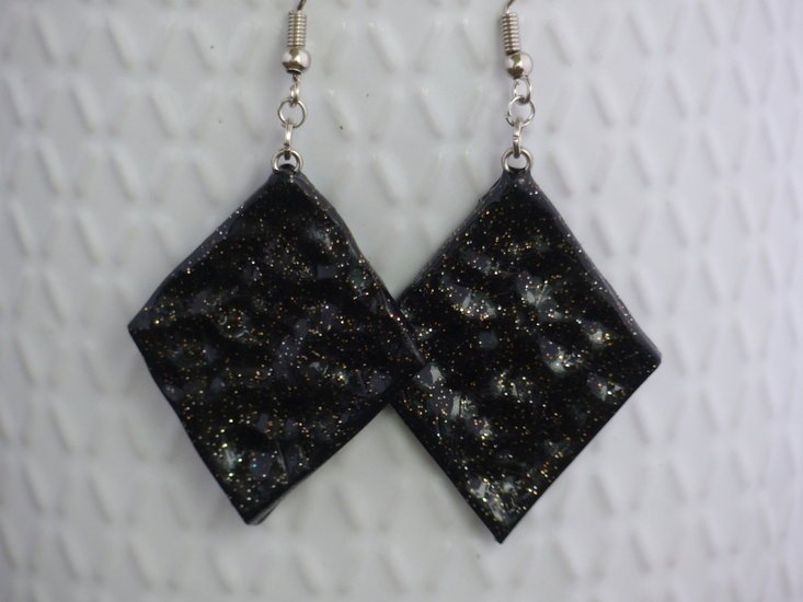 Handmade wiebertje oorbellen - Little black one - Medase