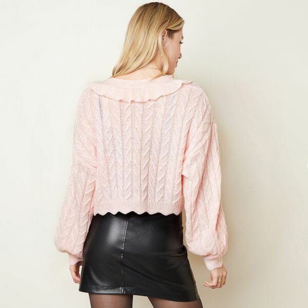 Kort Vestje – Zwarte Cardigan met Ruches en Kabelpatroon - Medase