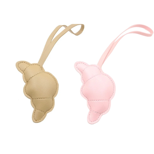 Croissant Sleutelhanger van PU-leer – Diverse Kleuren