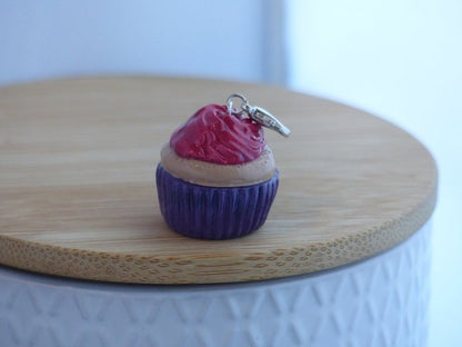 Handmade cupcake bedel - Medase