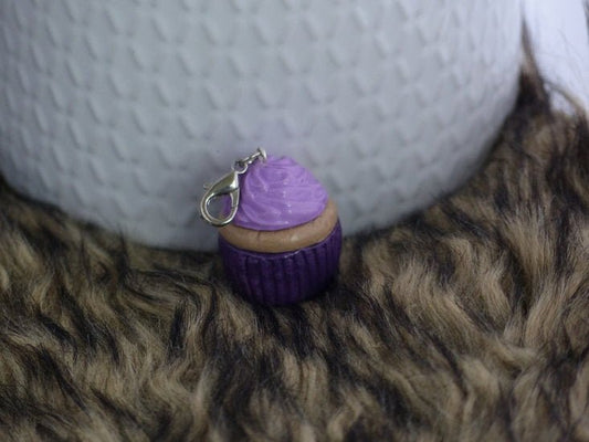 Handmade cupcake bedel - Purple - Medase