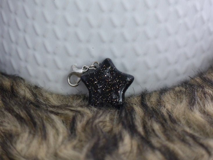 Handmade ster bedel - Little black one - Medase