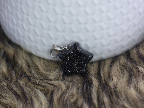 Handmade ster bedel - Little black one - Medase