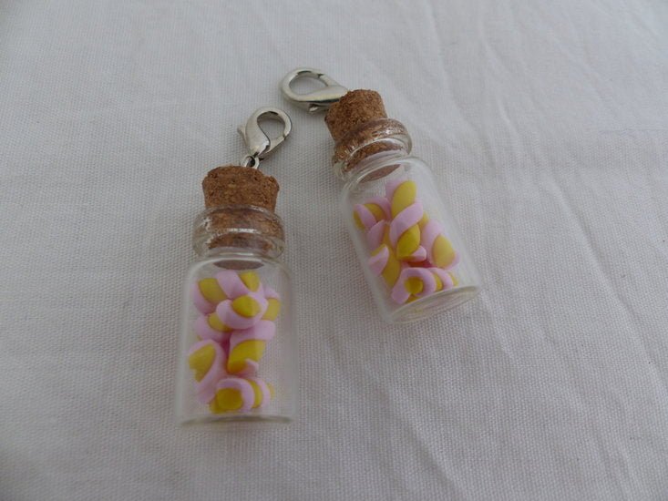 Handmade twisted spekjes in glazen flesje - Medase