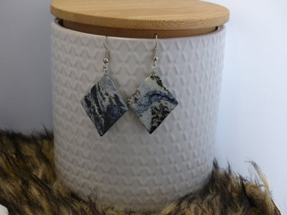 Handmade wiebertje oorbellen - black & white - Medase