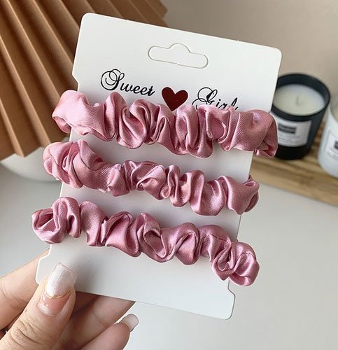 Set 3 smalle satijnen scrunchies - Oud Roze - Medase