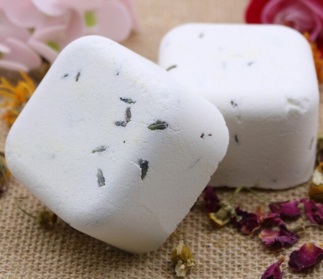 Shower steamer Lavendel en Mandarijn. - Medase